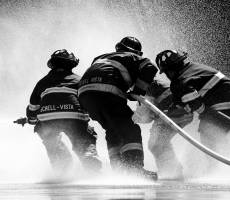 firefighter-1851945_1920